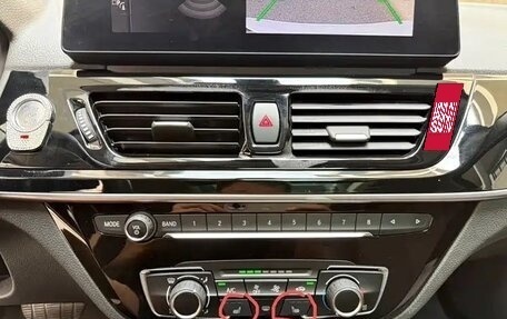 BMW 1 серия, 2023 год, 1 900 000 рублей, 19 фотография