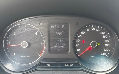 Volkswagen Amarok I рестайлинг, 2012 год, 1 800 000 рублей, 7 фотография