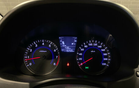Hyundai Solaris II рестайлинг, 2014 год, 890 000 рублей, 19 фотография