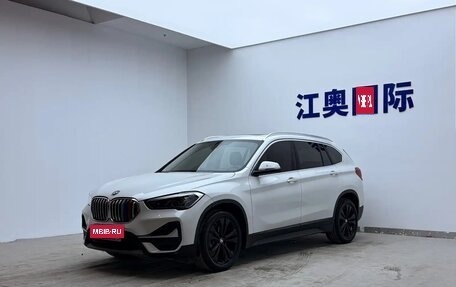 BMW X1, 2022 год, 2 200 000 рублей, 1 фотография
