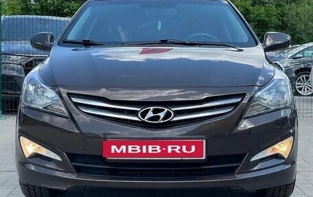 Hyundai Solaris II рестайлинг, 2016 год, 950 000 рублей, 1 фотография