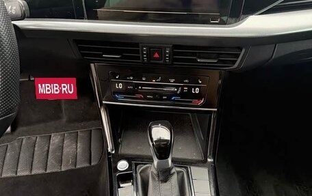 Volkswagen Passat B8 рестайлинг, 2021 год, 1 900 777 рублей, 12 фотография