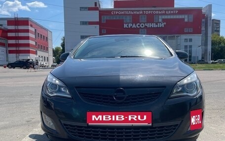 Opel Astra J, 2010 год, 600 000 рублей, 2 фотография