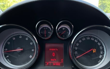 Opel Astra J, 2010 год, 600 000 рублей, 19 фотография
