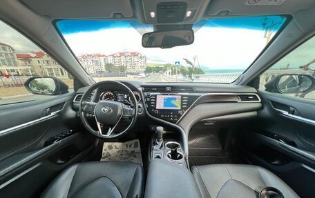 Toyota Camry, 2019 год, 2 990 000 рублей, 9 фотография