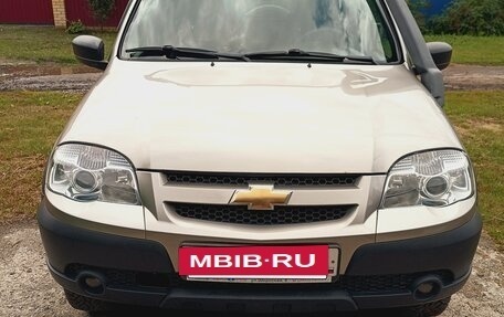 Chevrolet Niva I рестайлинг, 2016 год, 649 000 рублей, 4 фотография