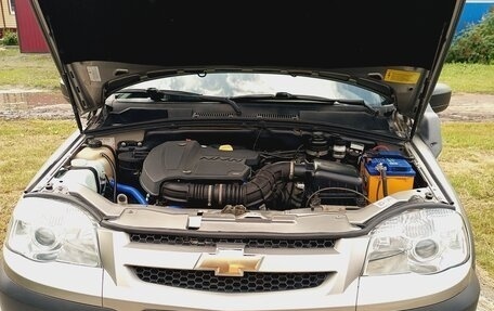 Chevrolet Niva I рестайлинг, 2016 год, 649 000 рублей, 13 фотография