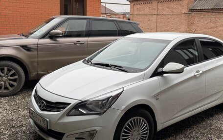 Hyundai Solaris II рестайлинг, 2016 год, 900 000 рублей, 2 фотография