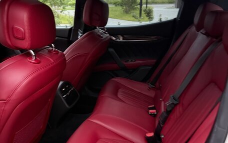 Maserati Ghibli, 2018 год, 3 800 000 рублей, 7 фотография
