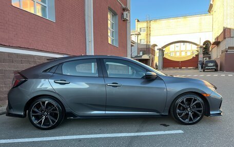 Honda Civic IX, 2016 год, 1 650 000 рублей, 3 фотография