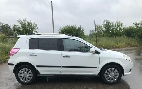 Geely MK Cross I, 2011 год, 300 000 рублей, 4 фотография