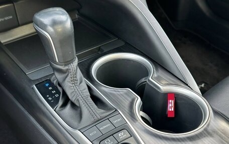 Toyota Camry, 2023 год, 3 097 000 рублей, 15 фотография
