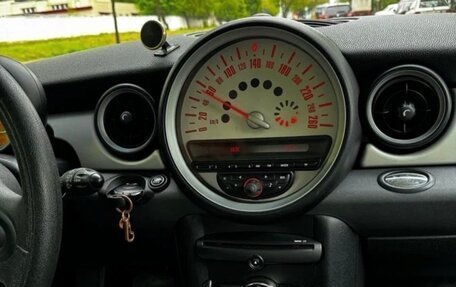 MINI Hatch, 2011 год, 630 000 рублей, 3 фотография