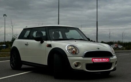 MINI Hatch, 2011 год, 630 000 рублей, 2 фотография