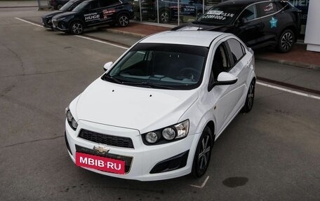 Chevrolet Aveo III, 2013 год, 595 000 рублей, 3 фотография