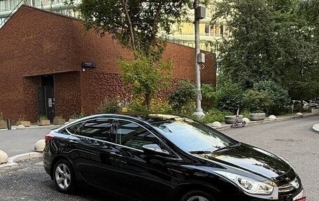 Hyundai i40 I рестайлинг, 2013 год, 970 000 рублей, 2 фотография