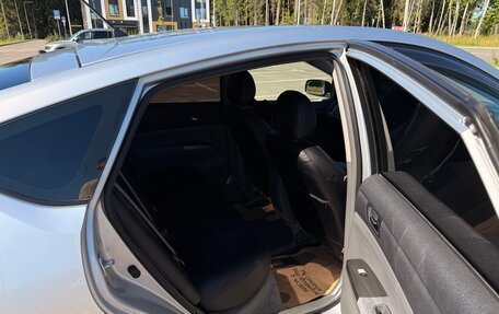 Toyota Prius, 2011 год, 845 000 рублей, 6 фотография