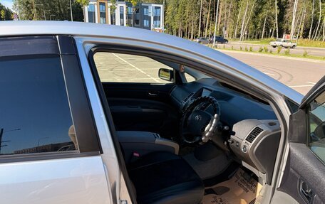 Toyota Prius, 2011 год, 845 000 рублей, 7 фотография