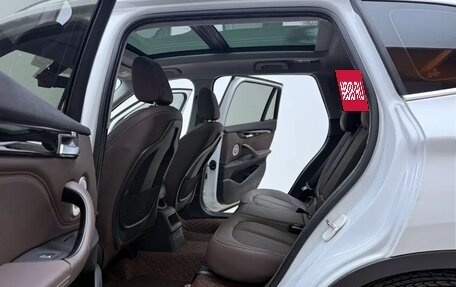 BMW X1, 2022 год, 2 200 000 рублей, 13 фотография