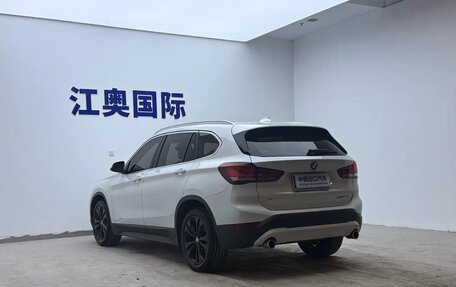 BMW X1, 2022 год, 2 200 000 рублей, 22 фотография