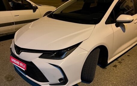 Toyota Corolla, 2021 год, 1 625 000 рублей, 4 фотография