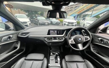 BMW 1 серия, 2021 год, 1 320 000 рублей, 12 фотография
