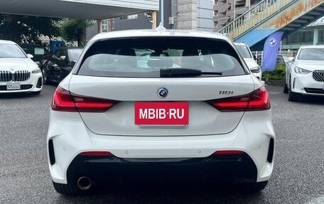 BMW 1 серия, 2021 год, 1 320 000 рублей, 5 фотография