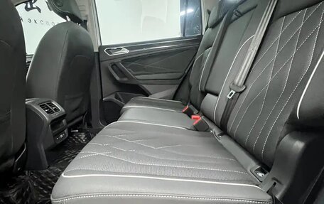 Volkswagen Tiguan II, 2023 год, 2 550 000 рублей, 14 фотография