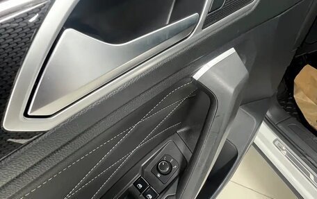 Volkswagen Tiguan II, 2023 год, 2 550 000 рублей, 17 фотография