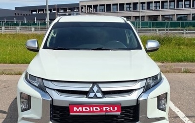 Mitsubishi L200 IV рестайлинг, 2022 год, 2 940 000 рублей, 1 фотография