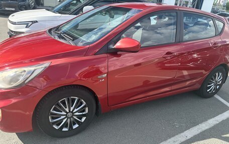 Hyundai Solaris II рестайлинг, 2012 год, 600 000 рублей, 7 фотография