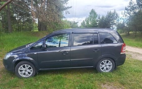 Opel Zafira B, 2012 год, 800 000 рублей, 7 фотография