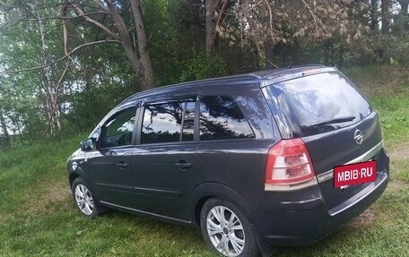 Opel Zafira B, 2012 год, 800 000 рублей, 4 фотография