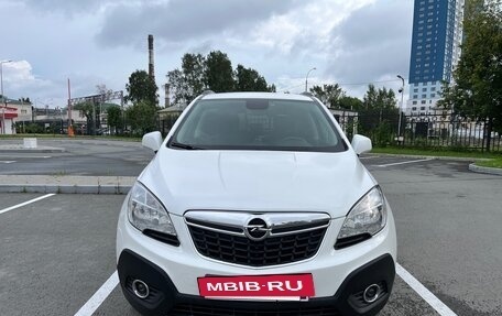 Opel Mokka I, 2014 год, 1 270 000 рублей, 2 фотография