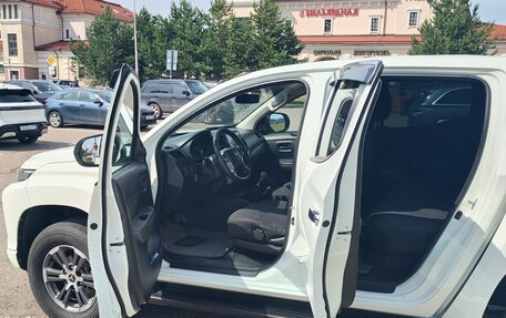 Mitsubishi L200 IV рестайлинг, 2022 год, 2 940 000 рублей, 8 фотография