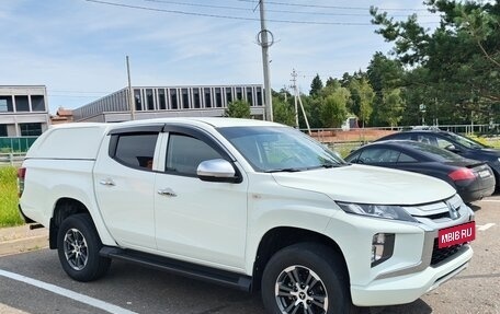 Mitsubishi L200 IV рестайлинг, 2022 год, 2 940 000 рублей, 2 фотография