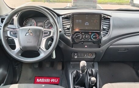 Mitsubishi L200 IV рестайлинг, 2022 год, 2 940 000 рублей, 6 фотография