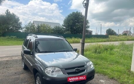 Chevrolet Niva I рестайлинг, 2016 год, 670 000 рублей, 6 фотография