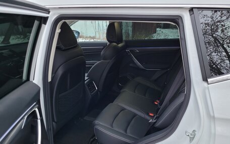 Geely Atlas, 2022 год, 1 850 000 рублей, 6 фотография