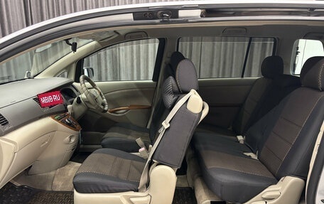 Toyota ISis I, 2010 год, 1 090 000 рублей, 18 фотография