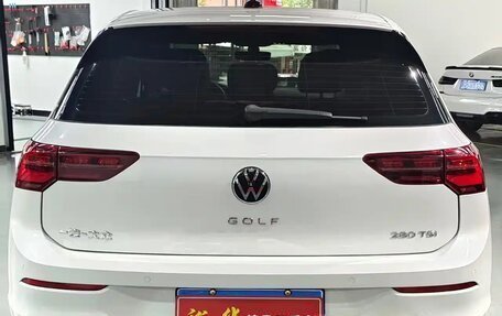 Volkswagen Golf VIII, 2023 год, 1 780 000 рублей, 7 фотография