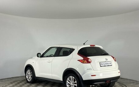 Nissan Juke II, 2011 год, 890 000 рублей, 6 фотография