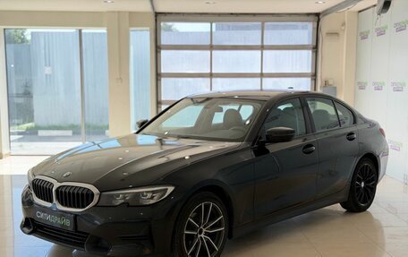 BMW 3 серия, 2021 год, 2 215 000 рублей, 3 фотография