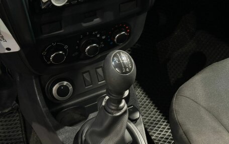 Renault Duster I рестайлинг, 2018 год, 977 000 рублей, 18 фотография
