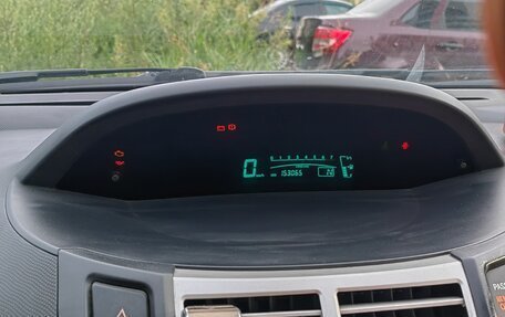 Toyota Yaris III рестайлинг, 2008 год, 600 000 рублей, 10 фотография