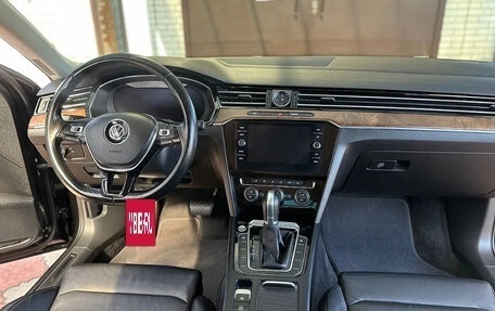 Volkswagen Passat B8 рестайлинг, 2018 год, 1 785 000 рублей, 9 фотография