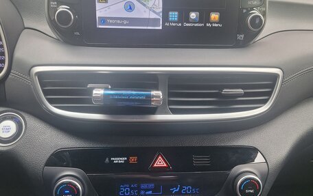 Hyundai Tucson III, 2019 год, 2 390 000 рублей, 10 фотография