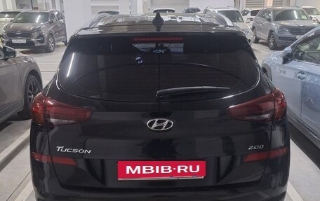 Hyundai Tucson III, 2019 год, 2 390 000 рублей, 2 фотография