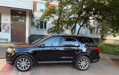 Ford Explorer VI, 2019 год, 3 200 000 рублей, 2 фотография