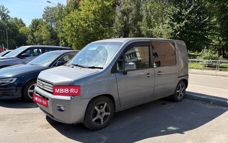 Honda Mobilio Spike I рестайлинг, 2004 год, 560 000 рублей, 1 фотография